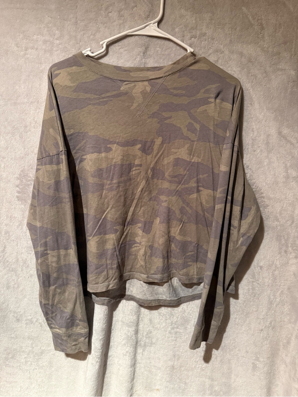 Abercrombie & Fitch Green and Gray Camo Crewneck